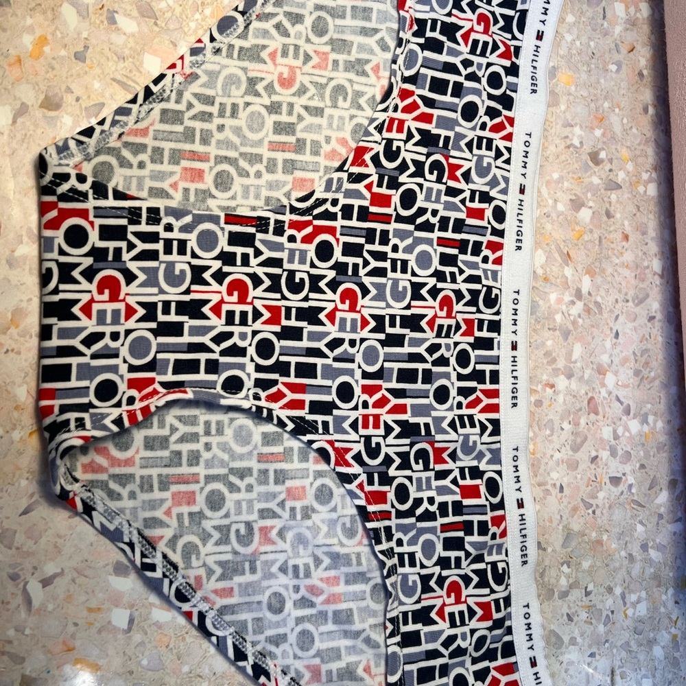 Tommy Hilfiger Red and Gray Patterned Underwear